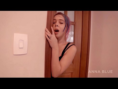 ❤️ Fuair ​​​​mé ar ais ag mo dheartháir. Bhí gnéas agam lena chailín. aisíocaíocht leispiach. ️❌  Físeán porn  linn ️❤