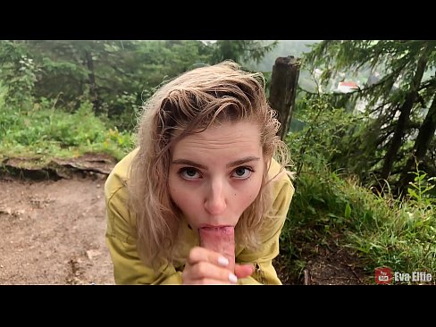 ❤️ Fáinleogann cailín cum tar éis blowjob poiblí - Eva Elfi ️❌  Físeán porn  linn ️❤